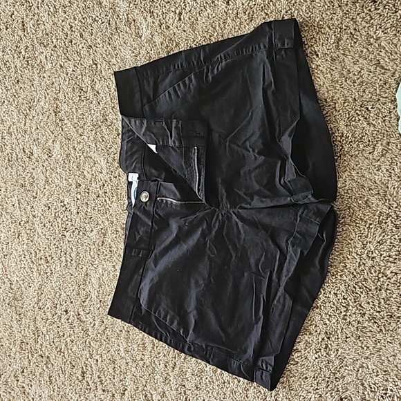 Old Navy black shorts, size 14 - Picture 1 of 7